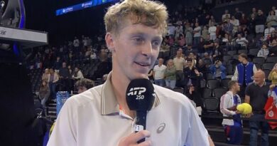 British-born tennis star is son of England Rugby World Cup winner but plays for France