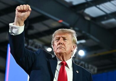 Donald Trump health fears rise after he 'glitches' – 'malfunctioned again'