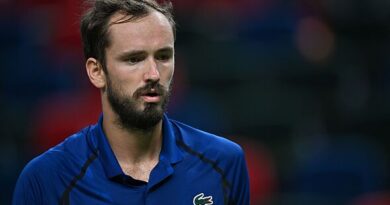 Daniil Medvedev calls out rivals and asks 'who do you think you are?'