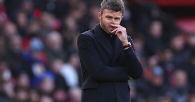 Who should replace Michael Carrick at Man Utd? Vote now