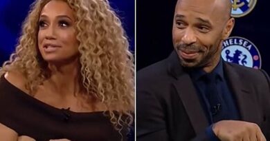 Thierry Henry's incredible reaction to Kate Scott wardrobe malfunction live on air