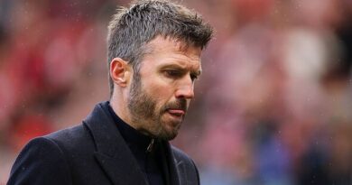 What is happening with Michael Carrick and the reason he could stay at Man Utd