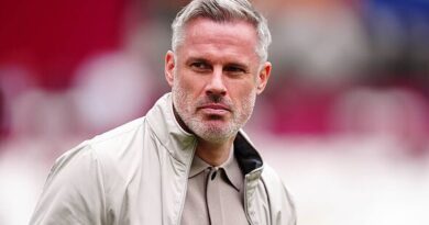 Aston Villa to take legal action against Jamie Carragher over 'unacceptable insults'