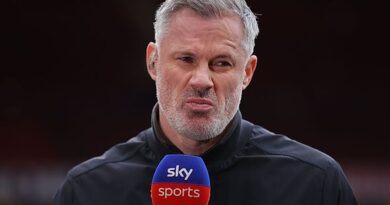Aston Villa to launch Jamie Carragher legal action after 'unacceptable insults'
