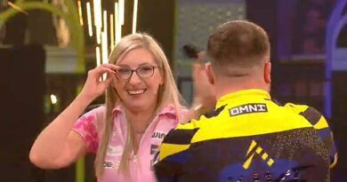Fallon Sherrock at centre of row after beating Luke Littler to win £501k live on Netflix