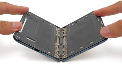 Here’s why the iPhone Duo’s hinge could be cracking the screen