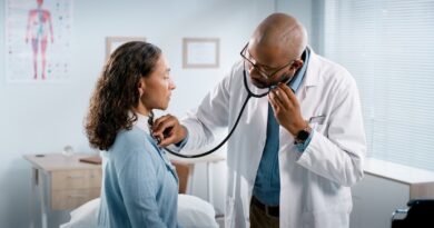 Lung cancer screening with CT scan can cut death risk by 20%, doctor says