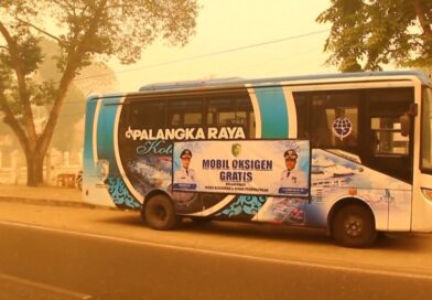 Bus fitted with oxygen tanks provides respite from forest fire haze